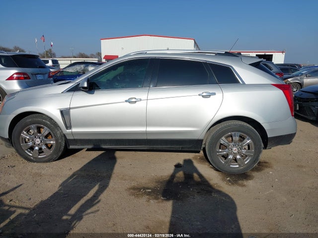 Продажа на аукционе авто 2015 Cadillac Srx Luxury Collection, vin: 3GYFNBE37FS555971, номер лота: 44420124