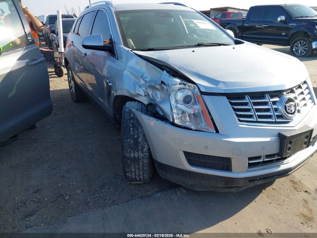 Продажа на аукционе авто 2015 Cadillac Srx Luxury Collection, vin: 3GYFNBE37FS555971, номер лота: 44420124