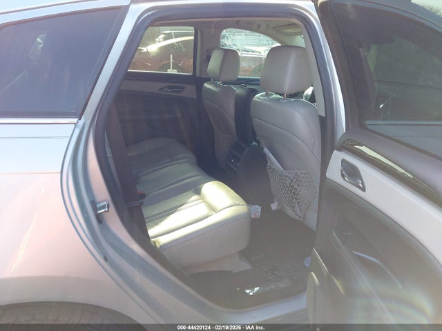Продажа на аукционе авто 2015 Cadillac Srx Luxury Collection, vin: 3GYFNBE37FS555971, номер лота: 44420124