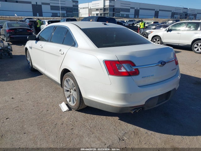 2010 FORD TAURUS 1FAHP2FW3AG151807 Photo 2