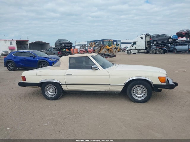 44420162 :رقم المزاد ، WDBBA45A2BB003681 vin ، 1981 Mercedes-benz 380 Sl مزاد بيع