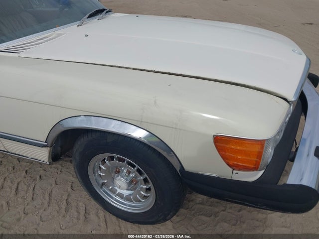 44420162 :رقم المزاد ، WDBBA45A2BB003681 vin ، 1981 Mercedes-benz 380 Sl مزاد بيع