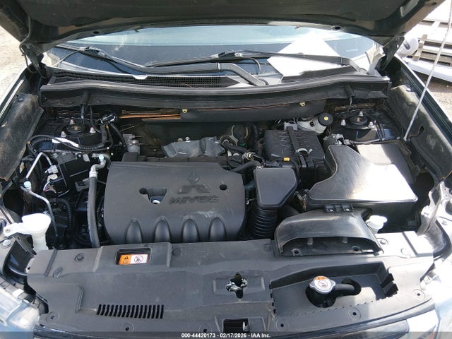 2017 MITSUBISHI OUTLANDER JA4AD3A36HZ068727 Photo 9