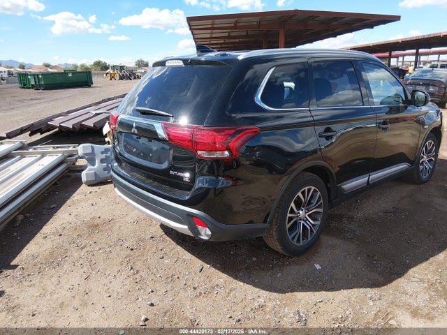 2017 MITSUBISHI OUTLANDER JA4AD3A36HZ068727 Photo 3