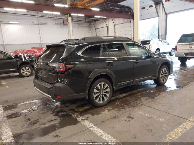 4S4BTANC8S3314100 Subaru Outback Limited
