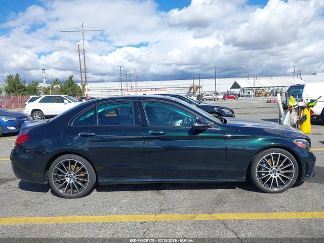 44420179 :رقم المزاد ، 55SWF8DB2KU321544 vin ، 2019 Mercedes-benz C 300 مزاد بيع