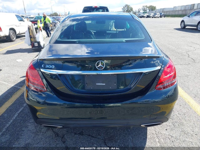 44420179 :رقم المزاد ، 55SWF8DB2KU321544 vin ، 2019 Mercedes-benz C 300 مزاد بيع