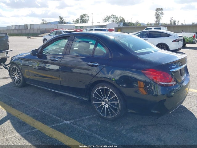 44420179 :رقم المزاد ، 55SWF8DB2KU321544 vin ، 2019 Mercedes-benz C 300 مزاد بيع