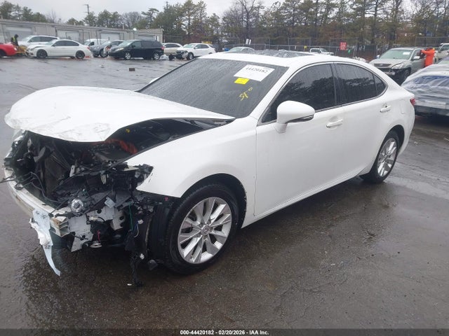 44420182 :رقم المزاد ، JTHBW1GG5D2016204 vin ، 2013 Lexus Es 300h مزاد بيع