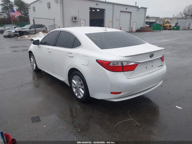 44420182 :رقم المزاد ، JTHBW1GG5D2016204 vin ، 2013 Lexus Es 300h مزاد بيع