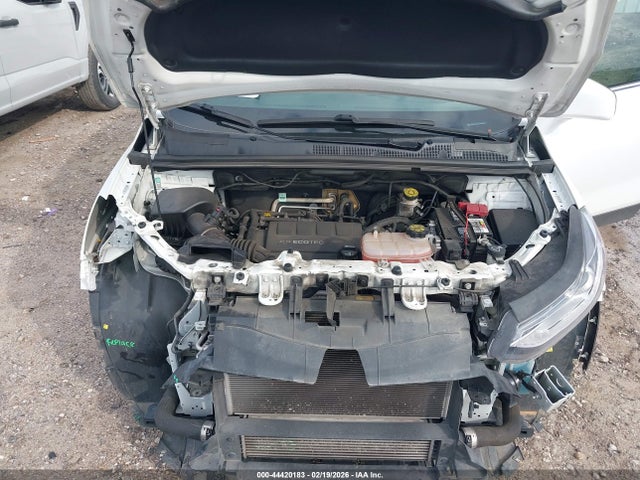 44420183 :رقم المزاد ، KL7CJLSB2JB676365 vin ، 2018 Chevrolet Trax Lt مزاد بيع