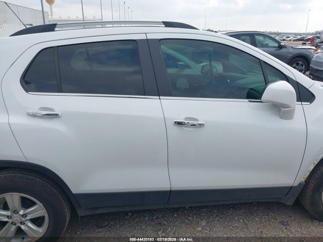 44420183 :رقم المزاد ، KL7CJLSB2JB676365 vin ، 2018 Chevrolet Trax Lt مزاد بيع