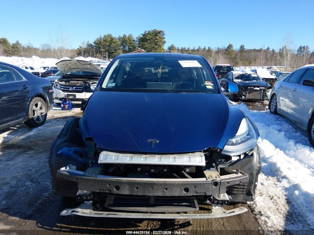 7SAYGDEE9NF386942 Tesla Model Y Long Range Dual Motor All-wheel Drive