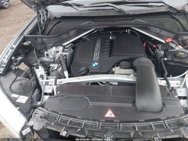 44420191 :رقم المزاد ، 5UXKR0C52F0P13009 vin ، 2015 Bmw X5 Xdrive35i مزاد بيع