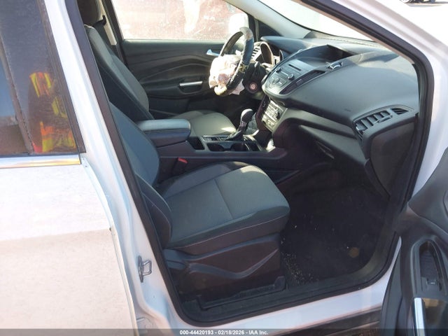 2017 FORD ESCAPE 1FMCU9G99HUB04240 Photo 4