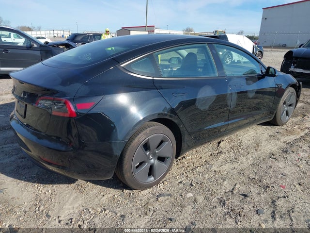 2023 TESLA MODEL 3 5YJ3E1EA7PF589825 Photo 3