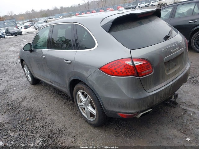 2014 PORSCHE CAYENNE WP1AB2A24ELA55629 Photo 2