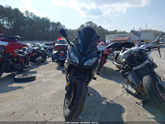Kawasaki Ex650 J 2017 JKAEXEJ16HDA00673 Image 5
