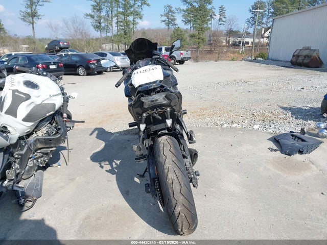 Kawasaki Ex650 J 2017 JKAEXEJ16HDA00673 Image 6