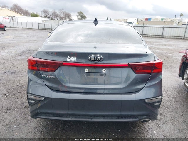KIA Forte Lxs 2021 3KPF24AD8ME310567 Image 16