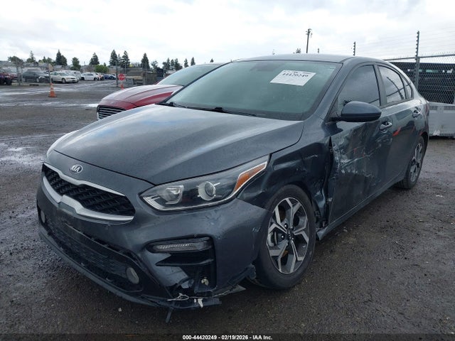 KIA Forte Lxs 2021 3KPF24AD8ME310567 Image 2