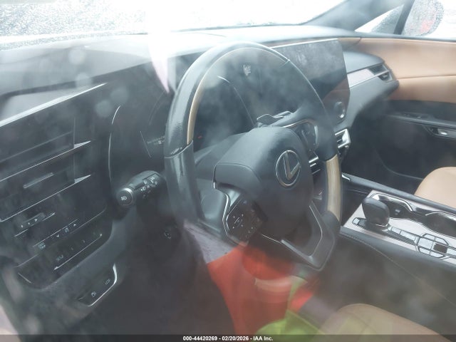 44420269 :رقم المزاد ، 2T2BAMCA8SC104872 vin ، 2025 Lexus Rx 350 Premium مزاد بيع