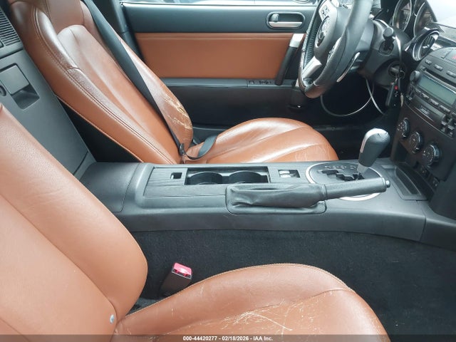 44420277 :رقم المزاد ، JM1NC26FX80155462 vin ، 2008 Mazda Mx-5 Grand Touring مزاد بيع