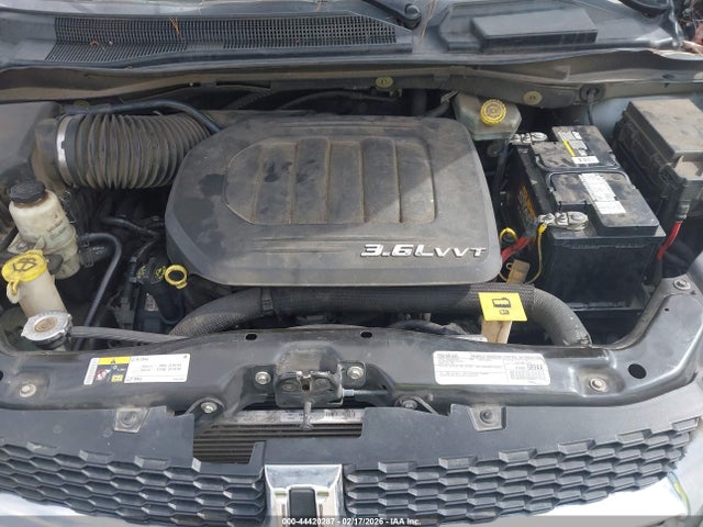 2C4RDGBG6GR115880 Dodge Grand Caravan Se Plus
