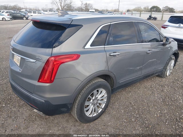 44420321 :رقم المزاد ، 1GYKNARSXHZ256023 vin ، 2017 Cadillac Xt5 Standard مزاد بيع