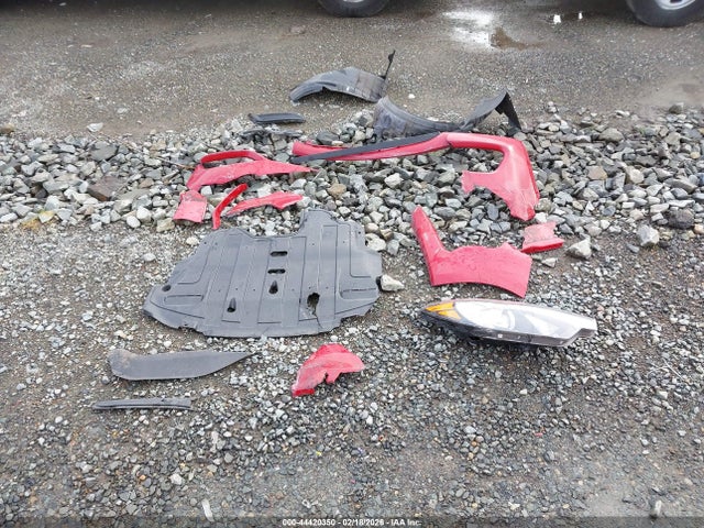 KNAFX4A62G5598358 KIA FORTE LX