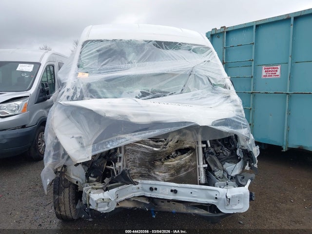 Ford Transit-250 2024 1FTBR2C88RKA54367 Image 17