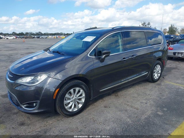2020 CHRYSLER PACIFICA 2C4RC1BG7LR176357 Photo 1