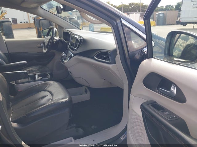 2020 CHRYSLER PACIFICA 2C4RC1BG7LR176357 Photo 4