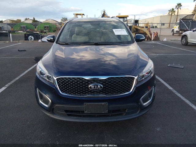 5XYPG4A5XHG221414 KIA Sorento 3.3l Lx