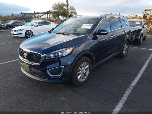 2017 KIA SORENTO 5XYPG4A5XHG221414 Photo 1
