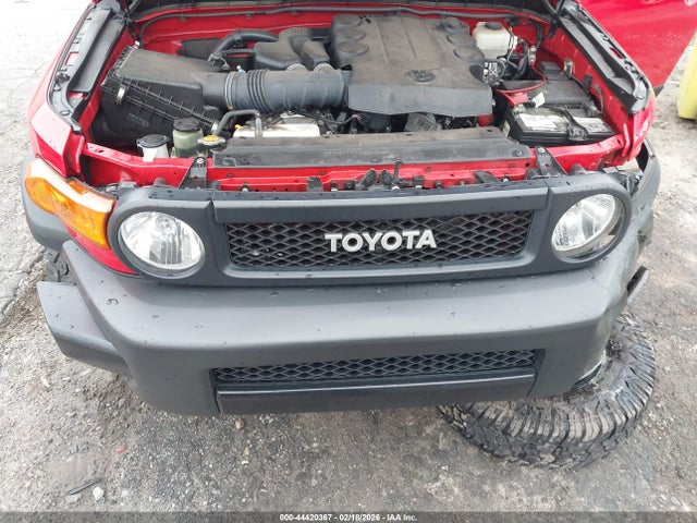 2012 TOYOTA FJ CRUISER JTEBU4BF7CK130870 Photo 9