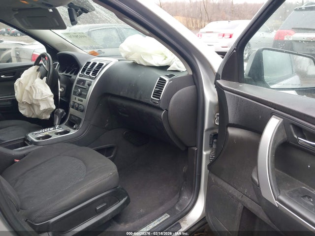 44420376 :رقم المزاد ، 1GKLRLED6AJ136083 vin ، 2010 Gmc Acadia Sle مزاد بيع