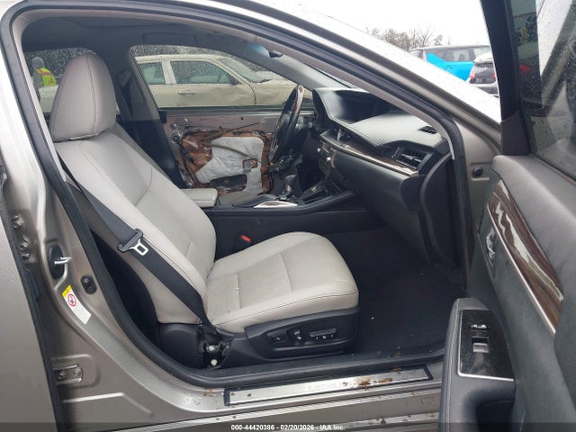 44420386 :رقم المزاد ، 58ABK1GG6JU112957 vin ، 2018 Lexus Es 350 مزاد بيع