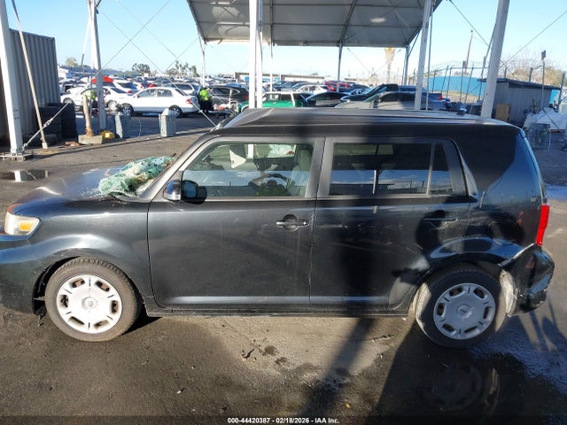 Scion XB 2014 JTLZE4FE8EJ054574 Image 14
