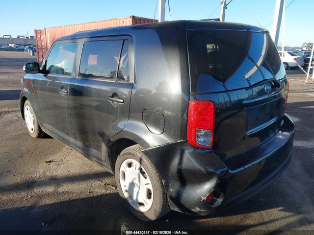 Scion XB 2014 JTLZE4FE8EJ054574 Image 3