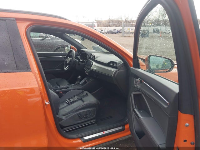 44420397 :رقم المزاد ، WA1EECF31R1130770 vin ، 2024 Audi Q3 Premium Plus 45 Tfsi S Line Quattro Tiptronic مزاد بيع