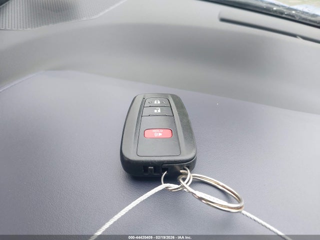Toyota C-HR XLE 2020 NMTKHMBX1LR109778 Image 11