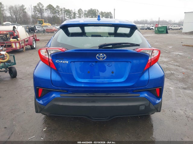 Toyota C-HR XLE 2020 NMTKHMBX1LR109778 Image 17