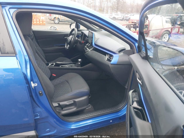 Toyota C-HR XLE 2020 NMTKHMBX1LR109778 Image 5