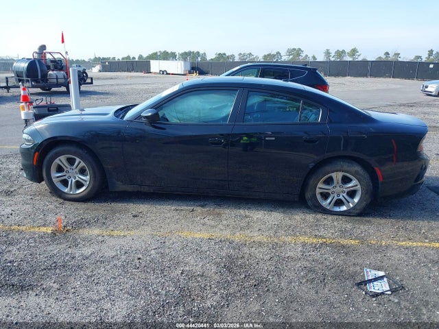 2022 Dodge Charger Sxt Rwd მანქანა იყიდება აუქციონზე, vin: 2C3CDXBG5NH204627, აუქციონის ნომერი: 44420441