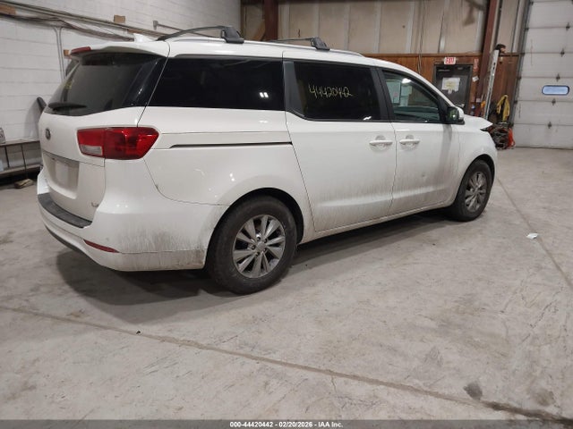 44420442 :رقم المزاد ، KNDMB5C14G6091309 vin ، 2016 Kia Sedona Lx مزاد بيع