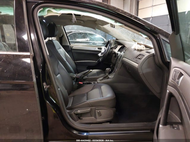 Продажа на аукционе авто 2016 Volkswagen Golf Sportwagen Tsi Limited Edition, vin: 3VWC17AU4GM522672, номер лота: 44420452