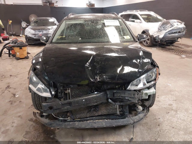 Продажа на аукционе авто 2016 Volkswagen Golf Sportwagen Tsi Limited Edition, vin: 3VWC17AU4GM522672, номер лота: 44420452