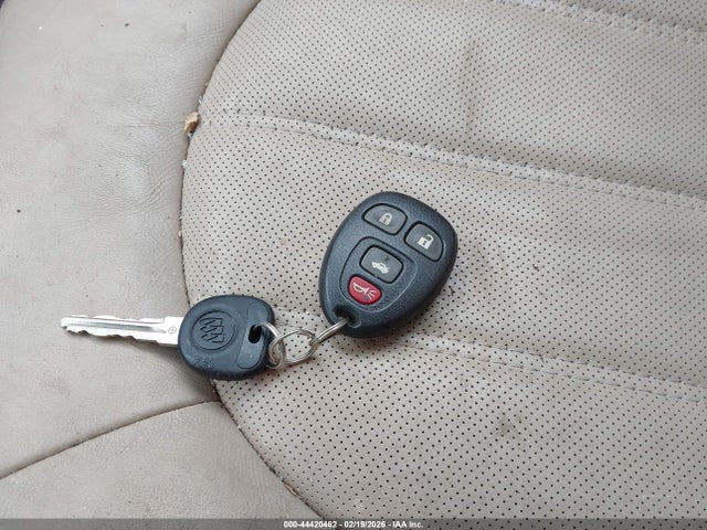 Продажа на аукционе авто 2008 Buick Lucerne Cxl, vin: 1G4HD57268U144566, номер лота: 44420462