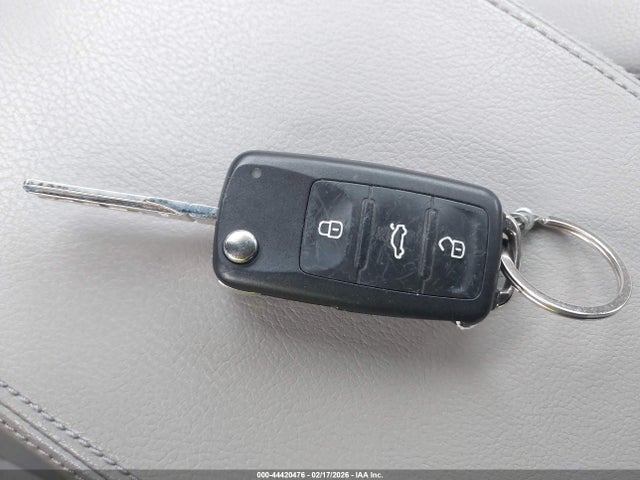 Продажа на аукционе авто 2017 Volkswagen Passat 1.8t Se, vin: 1VWBT7A33HC048844, номер лота: 44420476